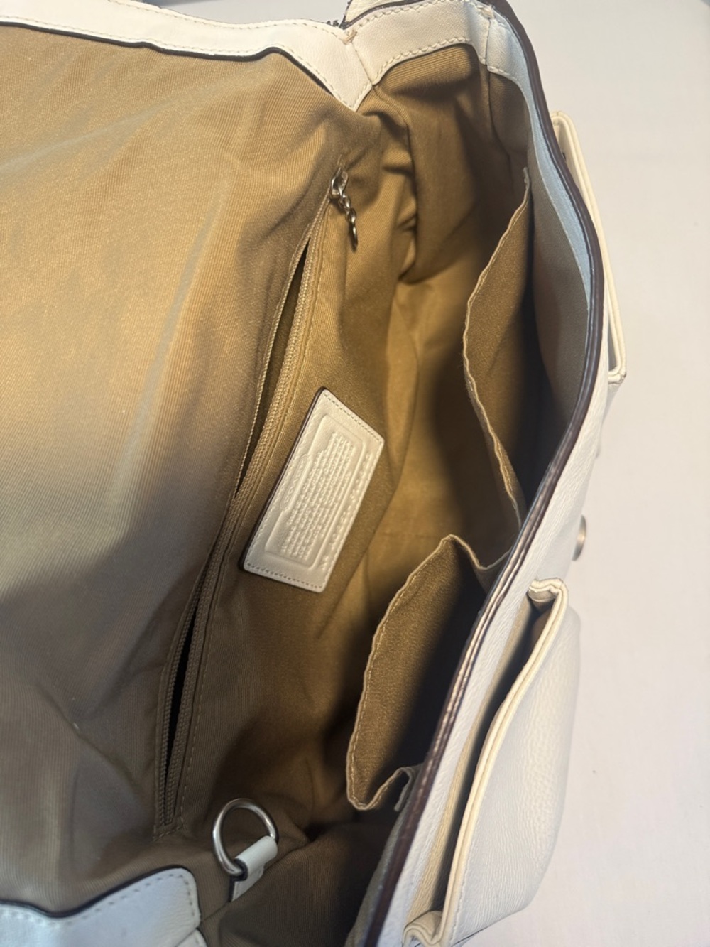 Coach Cream Pebbled Leather Shoulder Bag with Ring Detail - Picture 6 of 10